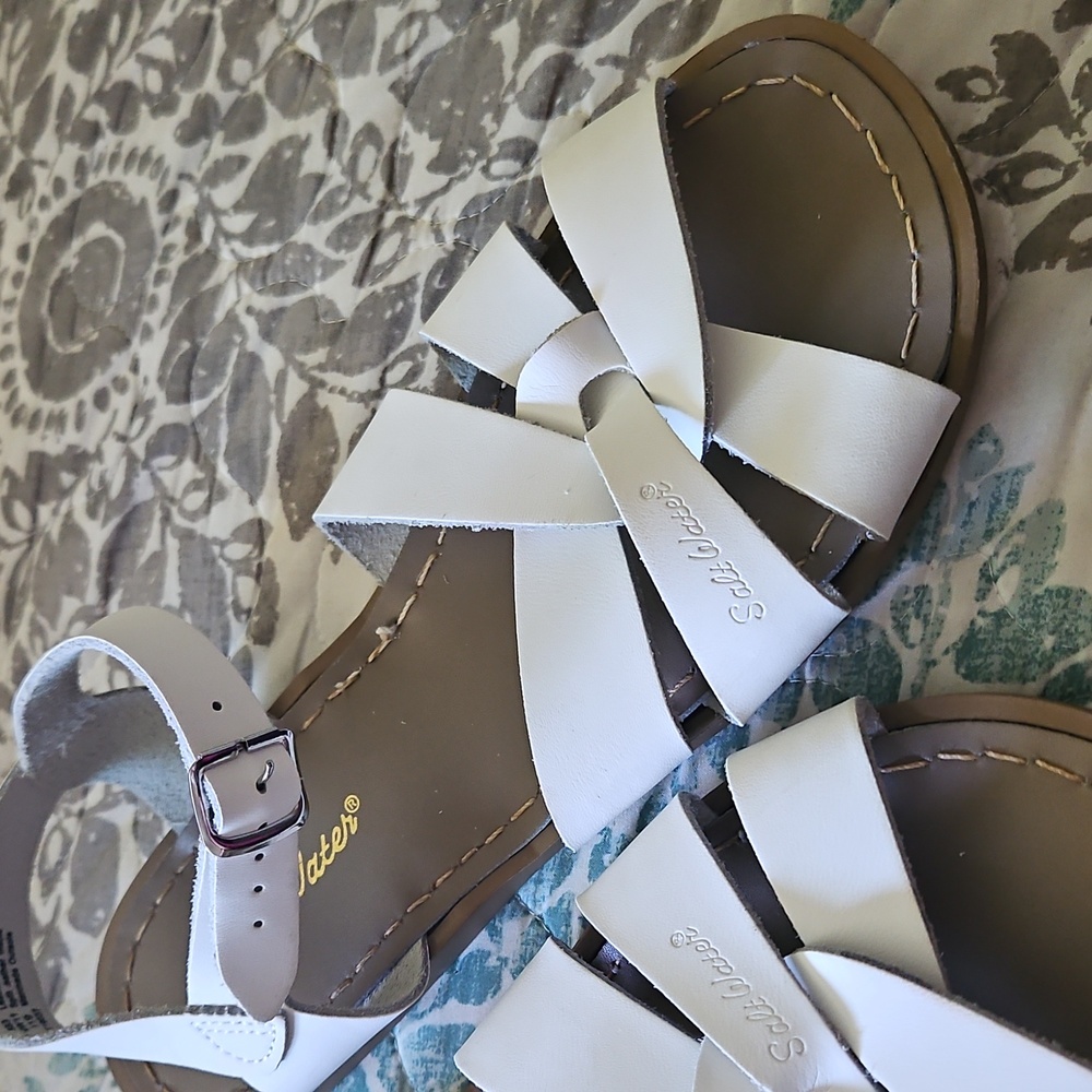 Sam Edelman Salt Water White Sandals - Picture 4 of 5